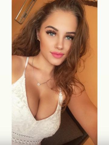 Полина